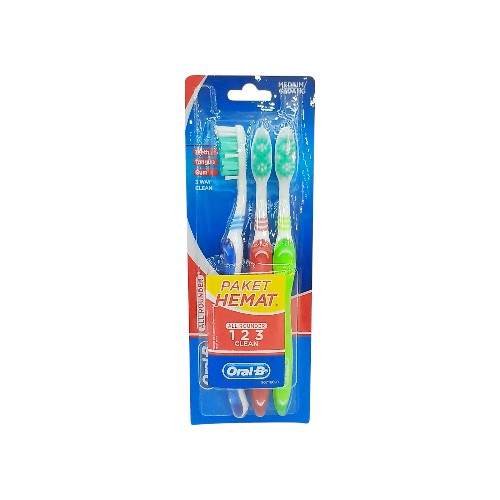 ORAL B TOOTH BRUSH CLEAN 123 M